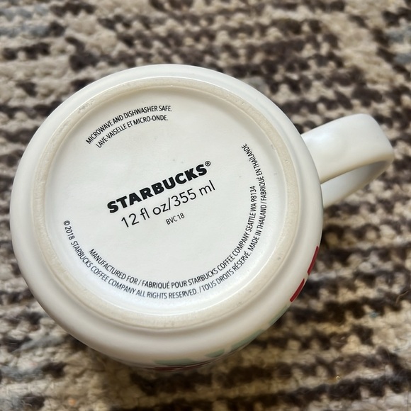 Starbucks 2018 Holiday Christmas Holly Berry Mug, 12 Fl. Oz. - Picture 4 of 5